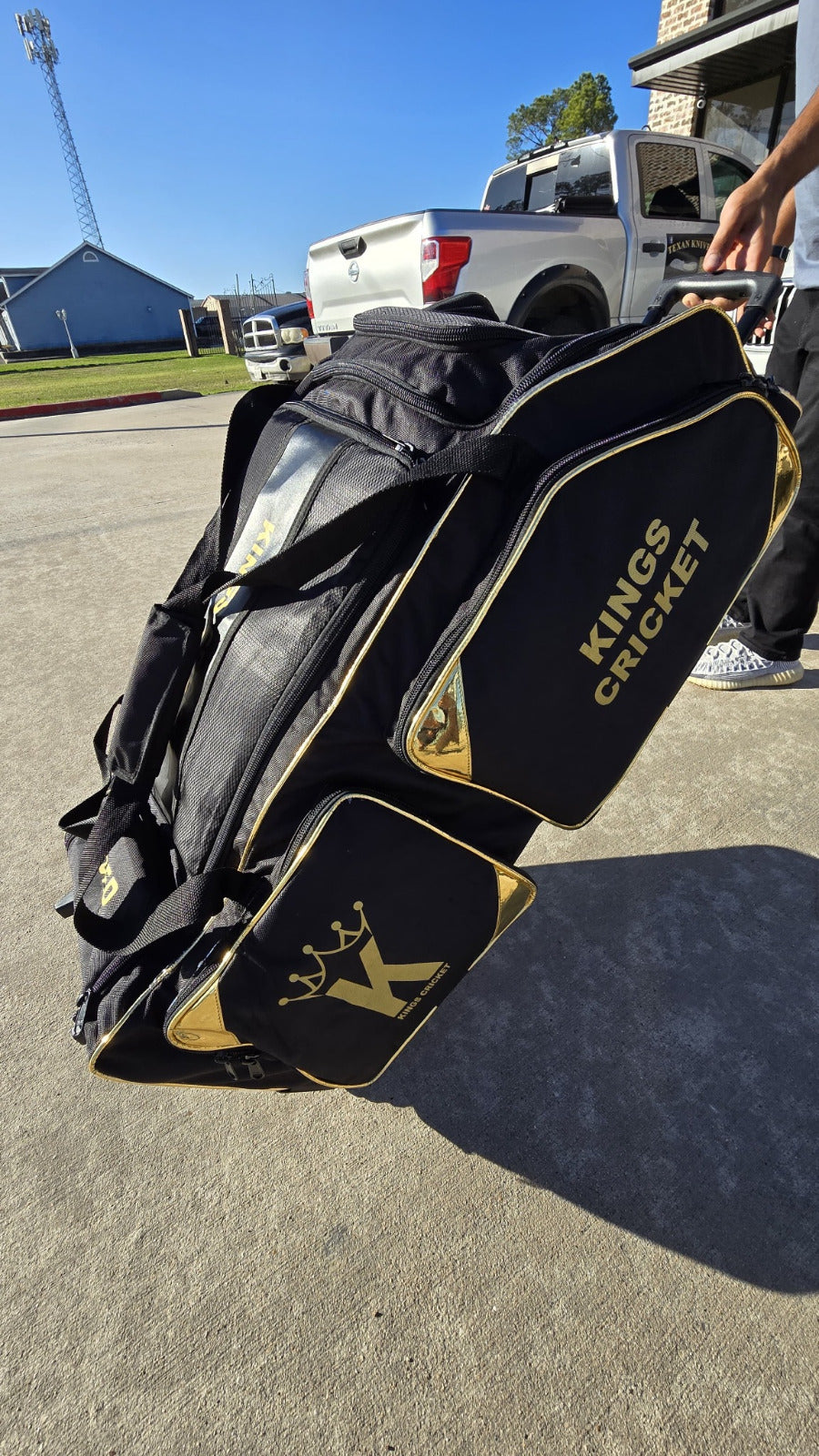 PREMIUM QUALITY WHEELIE KIT BAG (LIMITED EDITION)