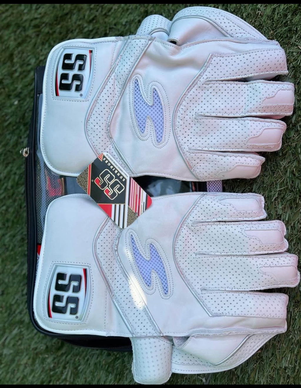 SS KEEPING GLOVES